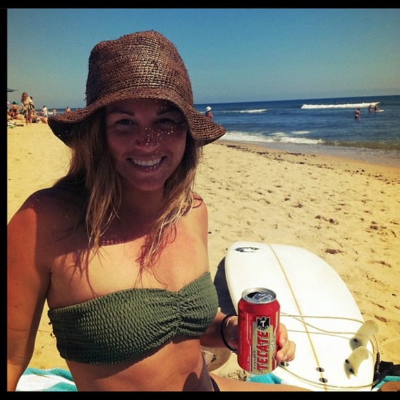 Meet your Posher, Kendall - Picture 1 of 1